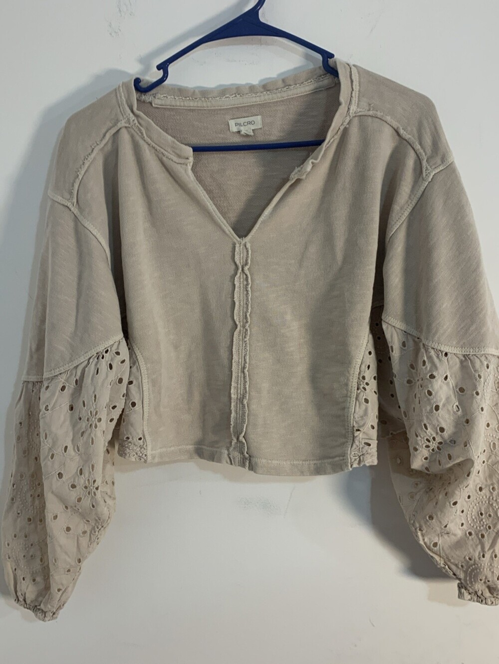 Pilcro Anthropologie Crop Batwing  Eyelet Lace Sweatshirt Size XXS